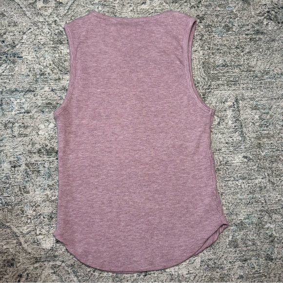 🆕 Elodie Ribbed Tank Size Small - Picture 3 of 4
